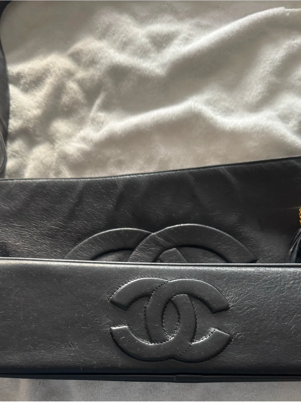 CHANEL classic black